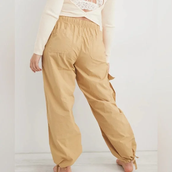Aerie baggy lightweight cargo pants - Picture 2 of 7